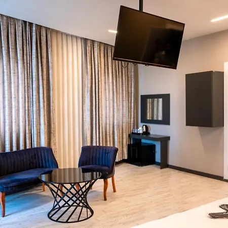 Hotel Zoom Eskiomerler