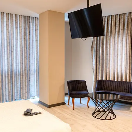 Hotel Zoom